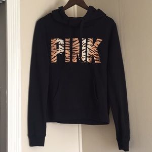 PINK Victoria Secret Sweater size Large